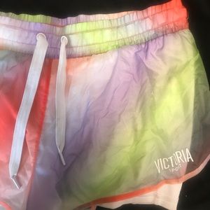 Vs Running shorts SIZE LARGE ❤️
